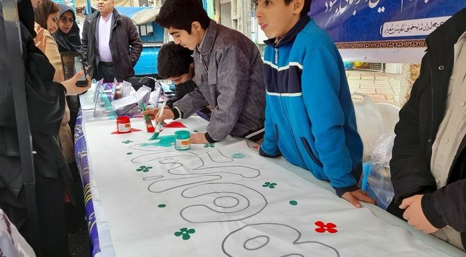  برپایی غرفه‌های مردمی در شهریار 