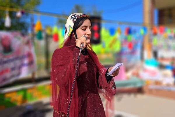 طنین زنگ انقلاب در مدرسه فرزانگان شهرستان باشت