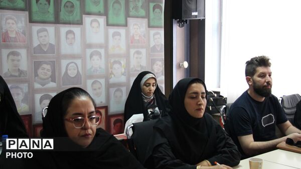 نشست خبری مدیرکل آموزش و پرورش آذربایجان شرقی با اصحاب رسانه به‌مناسبت هفته گرامیداشت مقام معلم