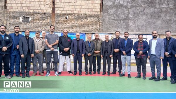 افتتاح زمین چمن و تایل کورد در مدارس ناحیه۱ مشهد