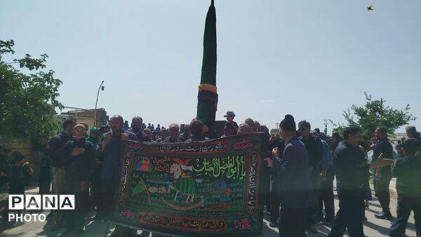 مراسم عزاداری در روز عاشورا همراه با حضور پر شور مردم روستای شوریاب