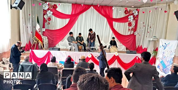 مسابقه هم نوازی، تک نوازی و آواز خوانی پسران در شهرستان کاشمر 