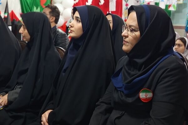 افتتاحیه طرح  «ایرانمون» در مدرسه شهدای گمنام بهارستان‌دو