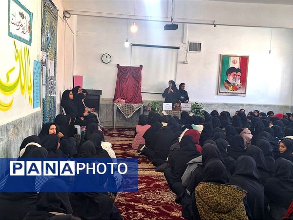 افتتاحیه جشنواره خوارزمی در دبیرستان فیاض شهرستان کاشمر