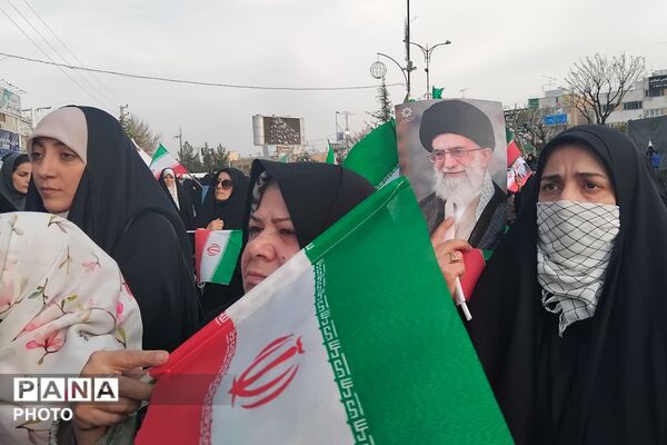 اجتماع بزرگ دختران ایران به مناسبت ولادت حضرت معصومه (س) و روز دختر در پردیس