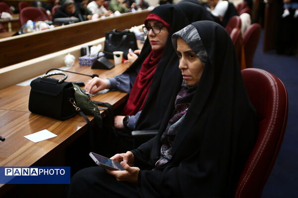 نشست خبری هفته بزرگداشت مقام زن و روز مادر