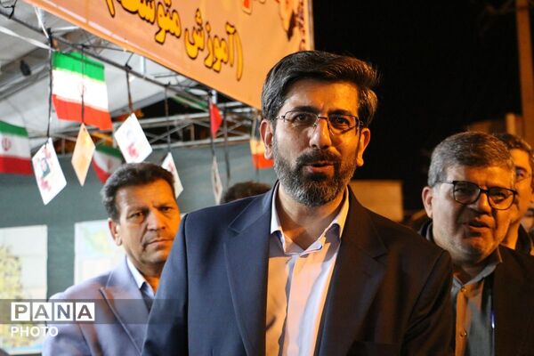 قرچک، میزبان حماسه‌سازی شبانه فرهنگیان در هفته معلم