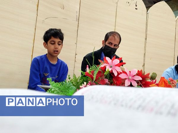 جلسه جزء خوانی قرآن کریم در امامزاده سید حمزه(ع) شهرستان کاشمر