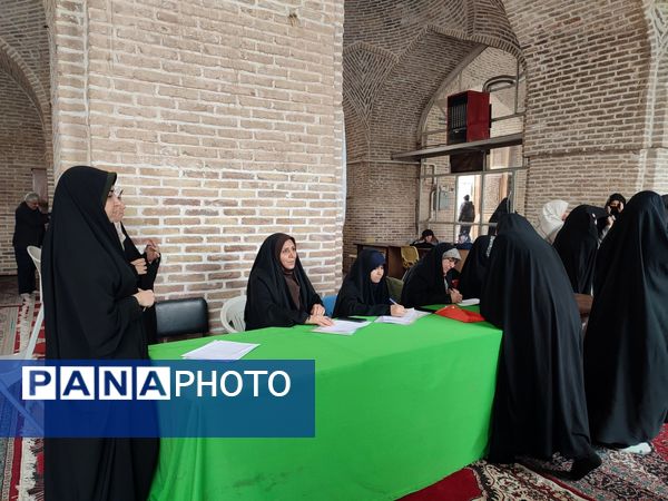 میز خدمت هفته دوم بهمن ماه در نیشابور 