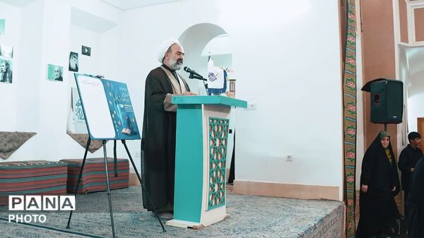 آیین افتتاحیه انجمن تخصصی شعر و ادب دانش آموزی