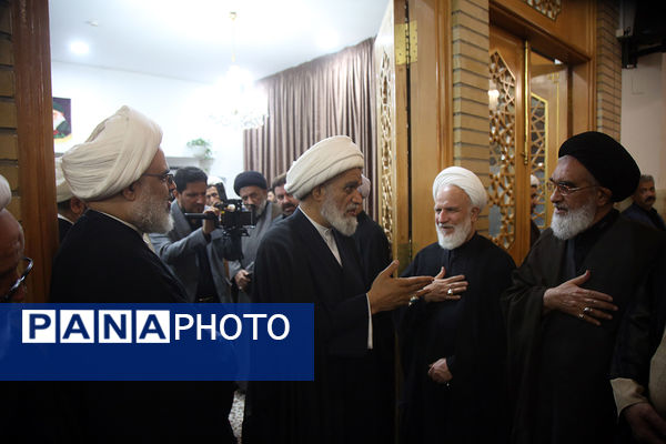 مراسم بزرگداشت شهدای خدمت در حرم حضرت معصومه(س)