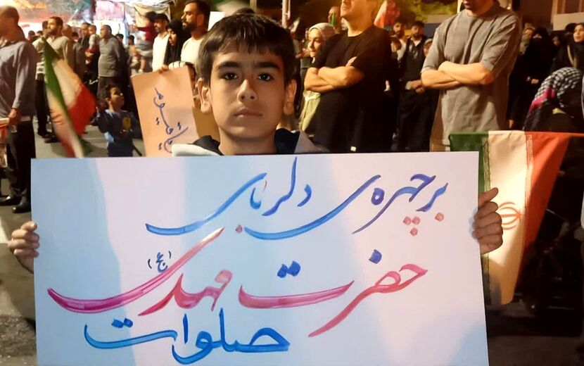شور و حماسه مردمی در شهرستان شهید پرور قرچک در صدو ششمین شب از تجمعات مردمی 