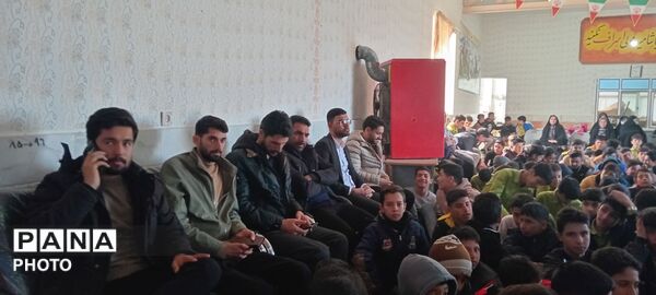 فرهنگ و هنر در مدارس شهید صادقی و شهید رجایی طنین انداز شد