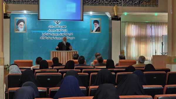 برگزاری تبیین و تشریح برنامه‌های فعالیت فراگیر پرورشی در نظرآباد