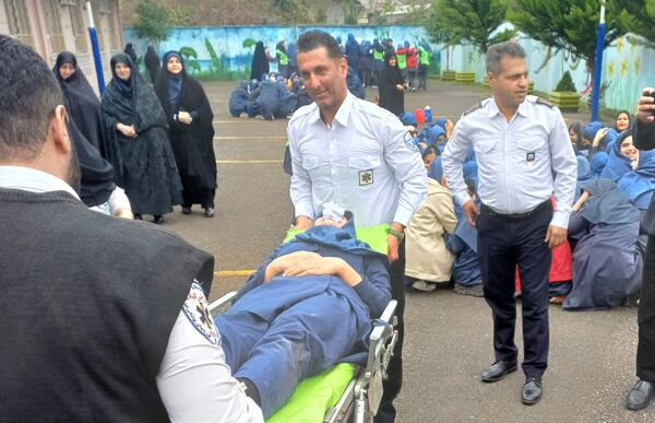برگزاری مانور زلزله و ایمنی در مدارس خشکبیجار