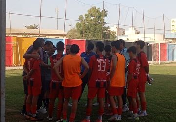 فولاد هرمزگان در برابر پریمان فشم