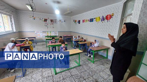 جشن شکوفه‌ها و غنچه‌ها در بلده