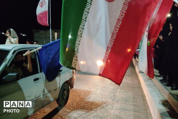 گذری بر رژه خودرویی در شهر دارالسادات بار نیشابور 