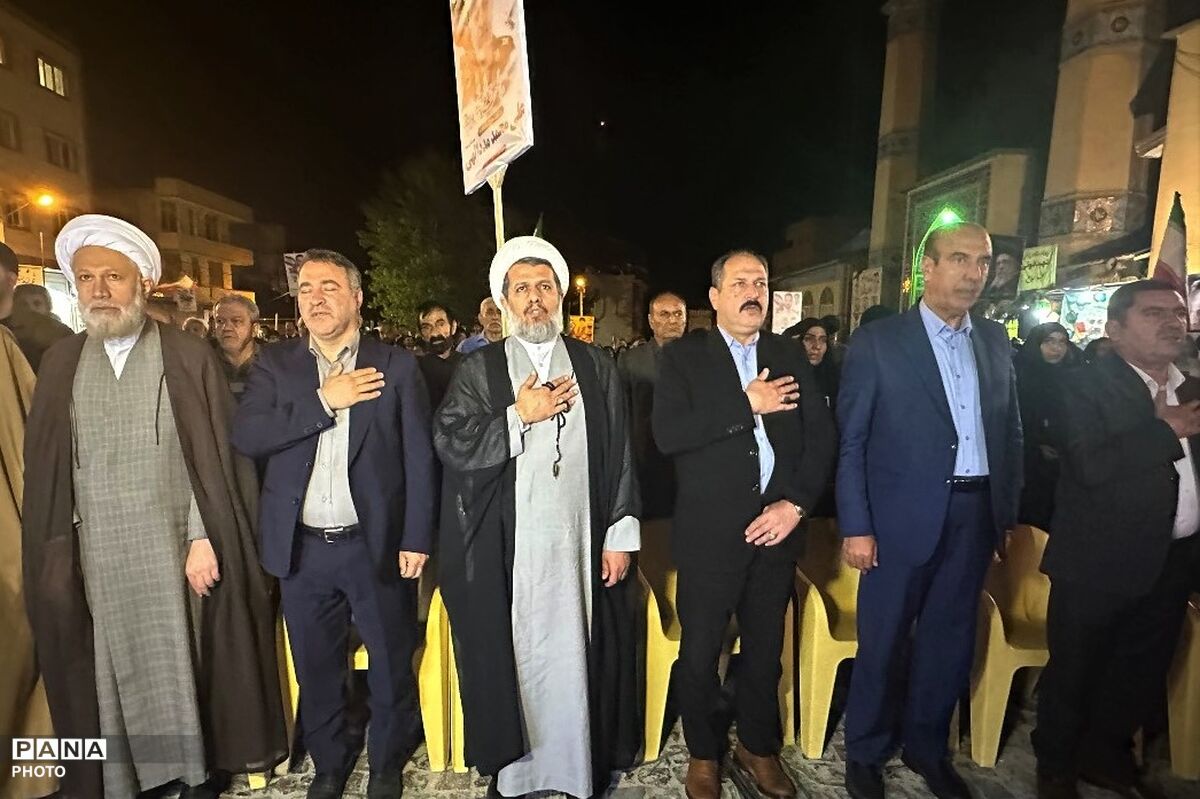 ملت ایران با تهدید و فشار از مسیر شهدا عقب‌نشینی نمی‌کنند