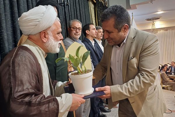 مراسم بزرگداشت مقام معلّم در تالار شباهنگ شهرستان شهریار