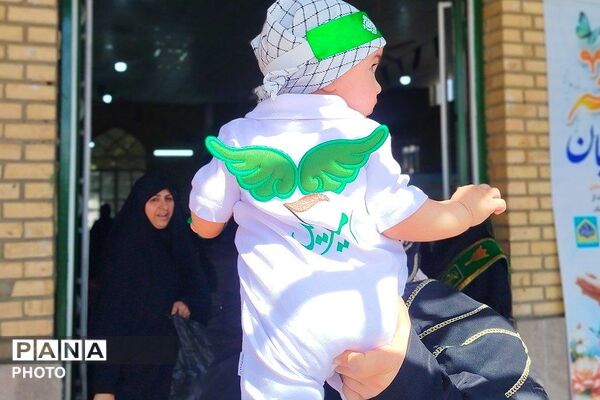 طنین نوای «لبیک یا حسین» در مراسم شیرخوارگان حسینی
