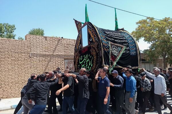  جلوه‌هایی از عزاداری مردم بنادکوک در روز شهادت امام رضا(ع)
