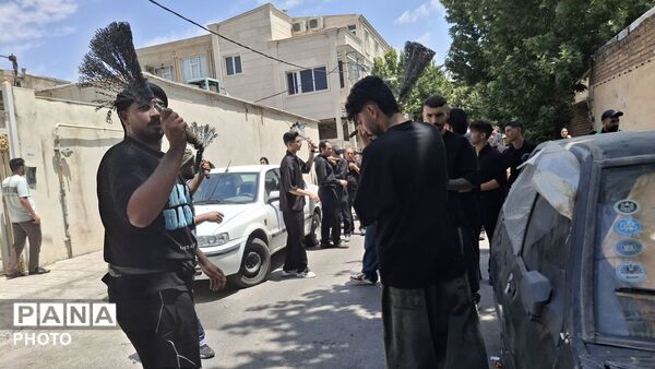 راهپیمایی صبح تاسوعا با حضور هیئت ابوالفضلیون رسالت 
