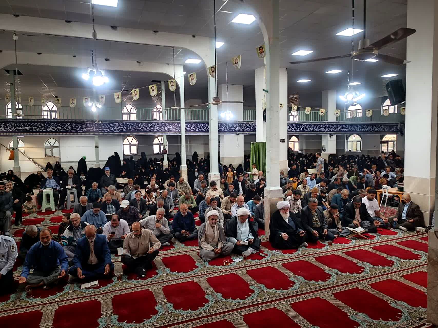 مراسم دعای عرفه در شهر درق