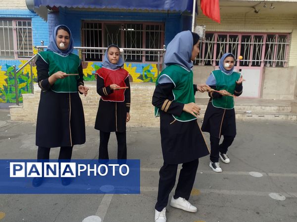 مسابقات ورزشی در دبیرستان عطیه ۲ شهرستان ملارد