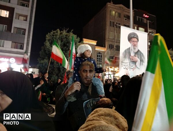 حضور گسترده و پرشور مردم انقلابی نیشابور در مراسم شهادت رهبر شهید 