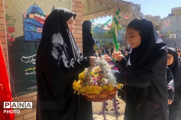 بازگشایی مدارس شاهد شهید نوری،شهید خشکباری،هدی
