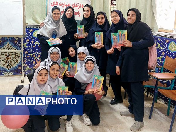 رابطان مشاوره صدای روشن آینده آموزش 