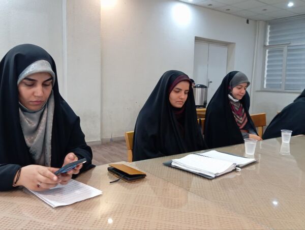 انجمن‌های اسلامی یکی از ثروت‌های جمهوری اسلامی اند