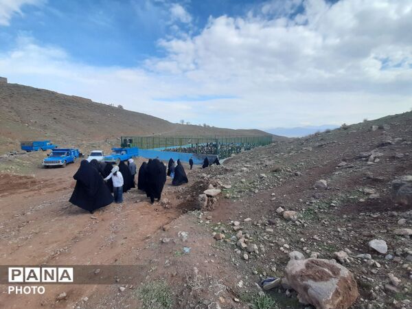 نماز عید سعید فطر در زمین چمن ارزنه