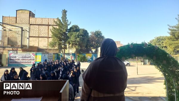 جشن جوانه ها در مدرسه شاهد قدسیان 