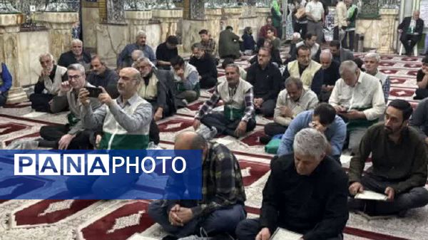 مردم کرج برای شهادت امام صادق (ع) یکپارچه سیاه پوش شدند