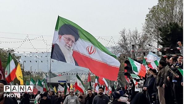 خروش مردمان مشهدی در راهپیمایی حماسی روز قدس 