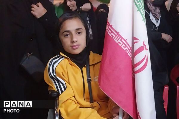 تجدید بیعت پرشور مردم فیروزکوه با رهبری معظم انقلاب