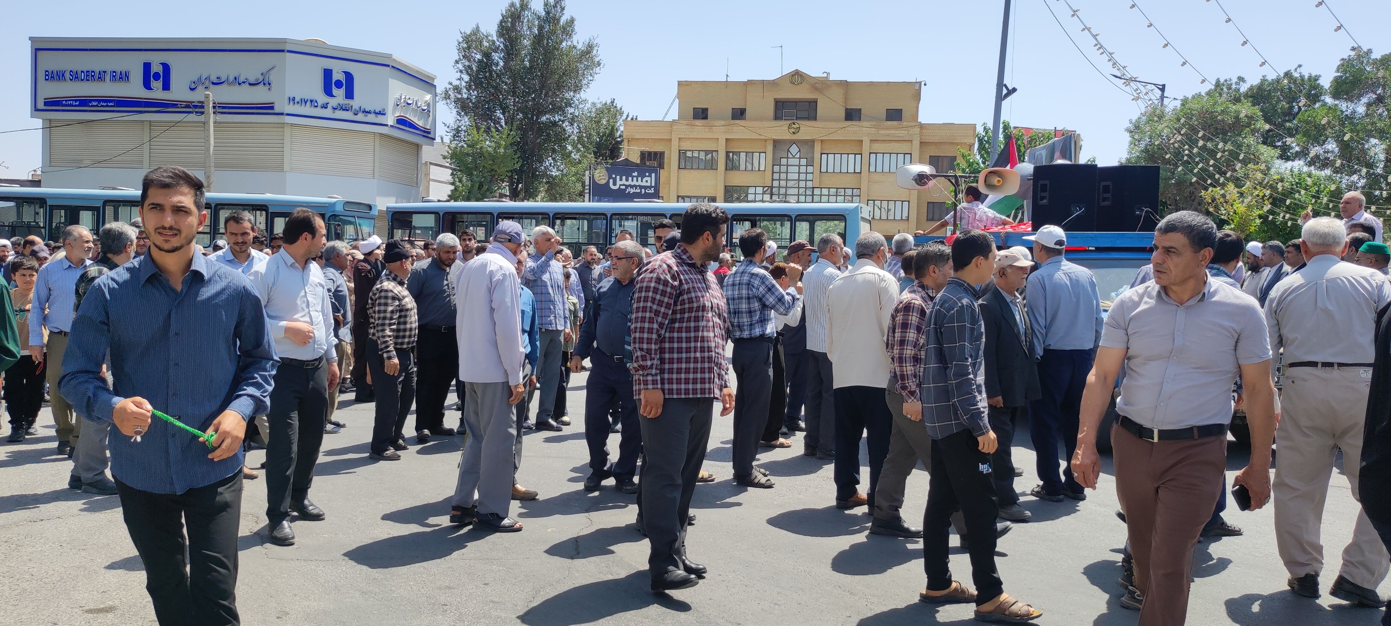 راهپیمایی جمعه‌های خشم و نصر همزمان با سراسر کشور در شیروان