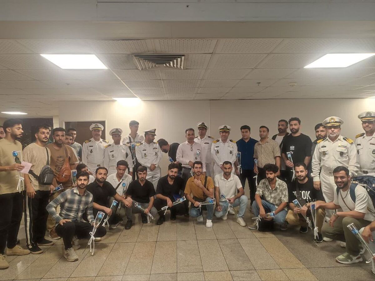 بازگشت کارکنان «ناو لاوان» به کشور پس از ۷ ماه
