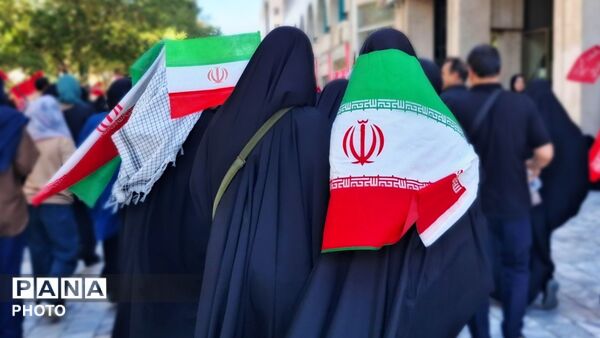 تشییع باشکوه پیکر مطهر رهبر شهید انقلاب اسلامی در مشهد