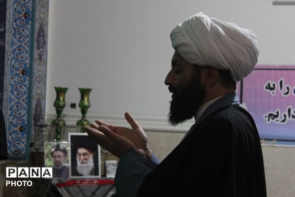 مهر مدرسه، عطر قرآن، صف نماز؛ آغاز سال تحصیلی در اسلامشهر با معنویت