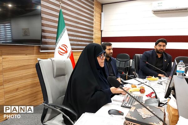 نشست تخصصی مسئولین امور اداری مناطق ۲۱ گانه شهرستانهای تهران در کهریزک