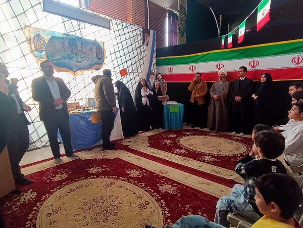 برگزاری جشن اتمام حفظ کل قرآن واعطای مدرک قرآنی به دانش آموزان
