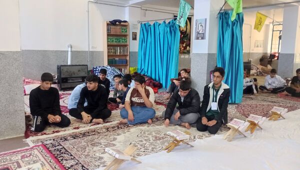 برگزاری مراسم معنوی اعتکاف در شهر پاتاوه 
