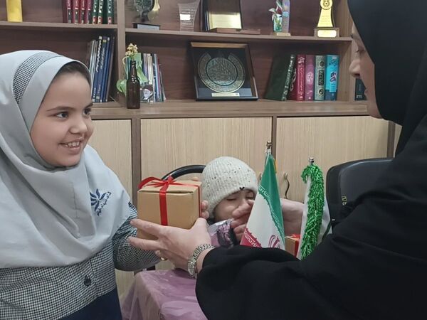 مراسم افطاری در دبیرستان شاهد شهید حمامی