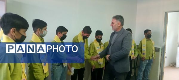 آیین معنوی انس با کلام‌الله در مدرسه شهید صادقی 