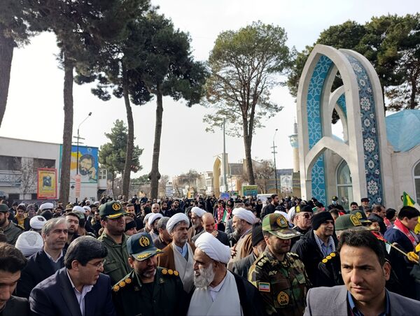هم‌صدایی نسل آینده در مراسم باشکوه گلبانگ انقلاب