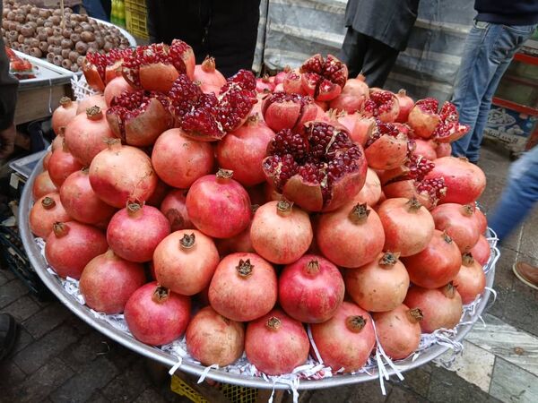 شب یلدا در بازار رشت