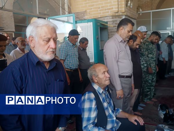 نماز جمعه با حضور پرشور مردم ولایتمدار نیشابور 